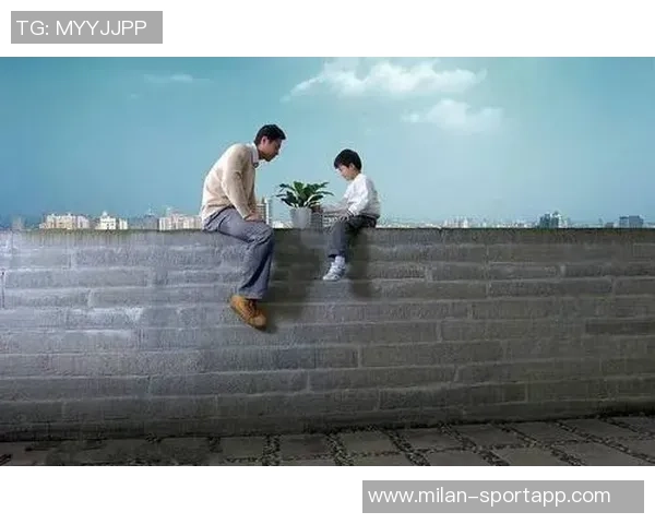 小里调皮称呼老里为文档引发的幽默对话和家庭温情瞬间